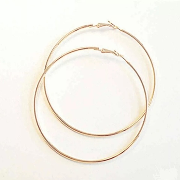 Super Big Retro Round Circles Hoop Earrings - Picture 3 of 3